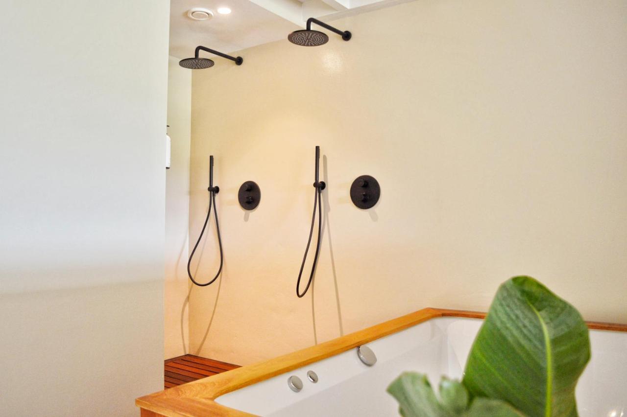 Van Heeckeren Apartments & Suites Nes Nes  Bagian luar foto