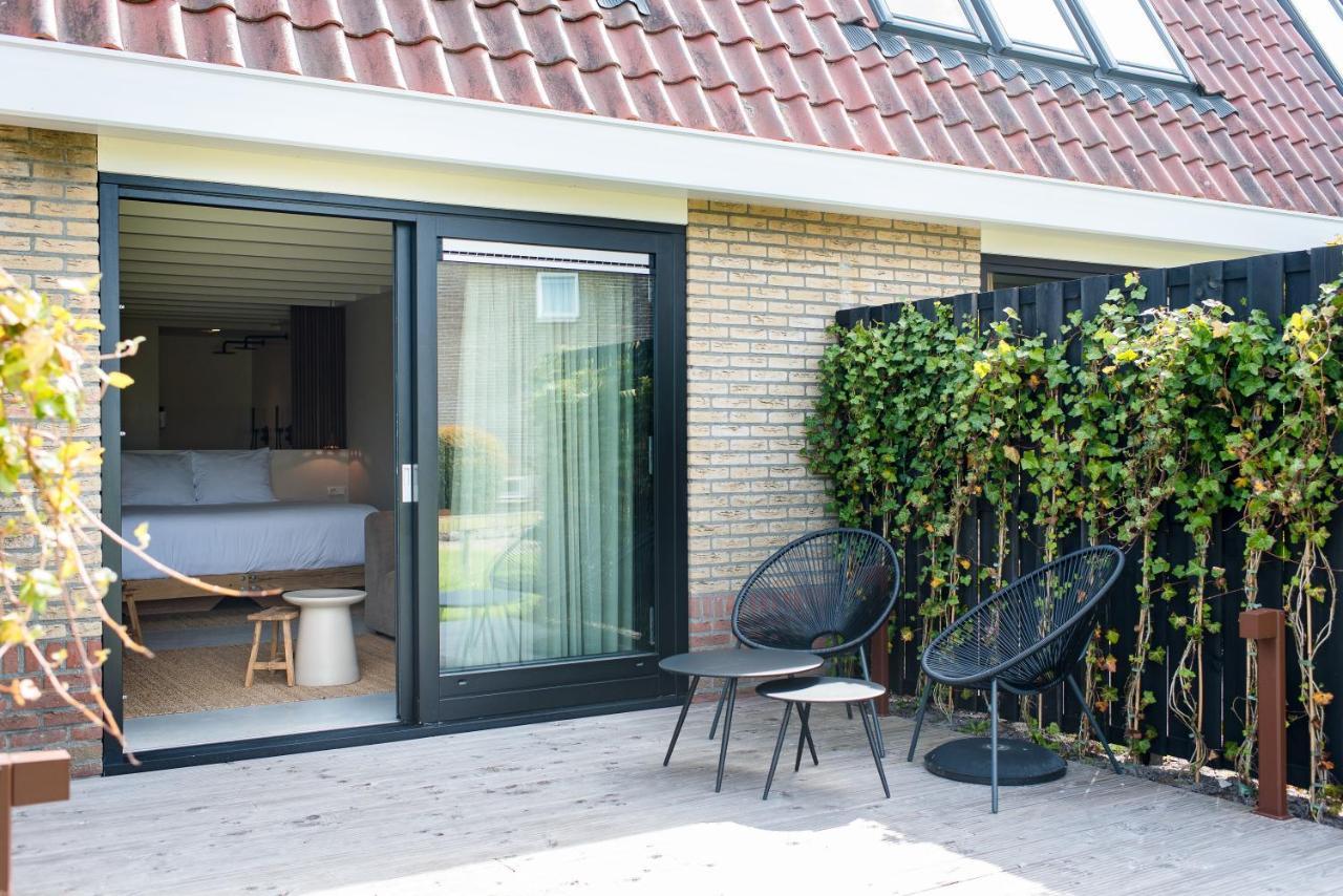 Van Heeckeren Apartments & Suites Nes Nes  Bagian luar foto