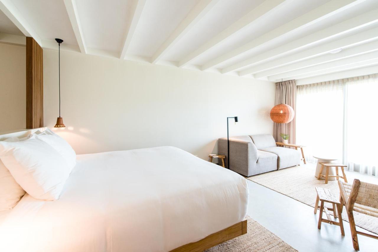 Van Heeckeren Apartments & Suites Nes Nes  Bagian luar foto
