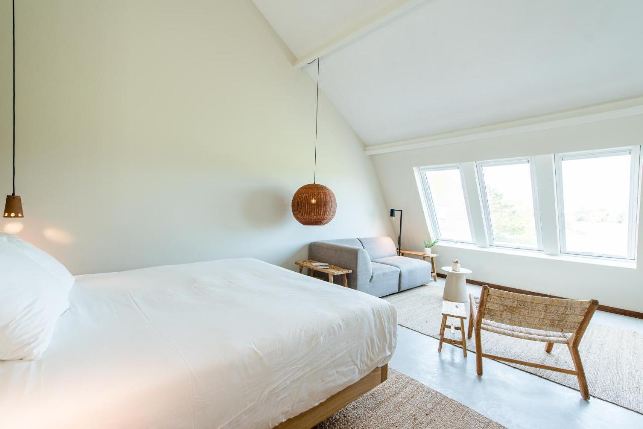 Van Heeckeren Apartments & Suites Nes Nes  Bagian luar foto